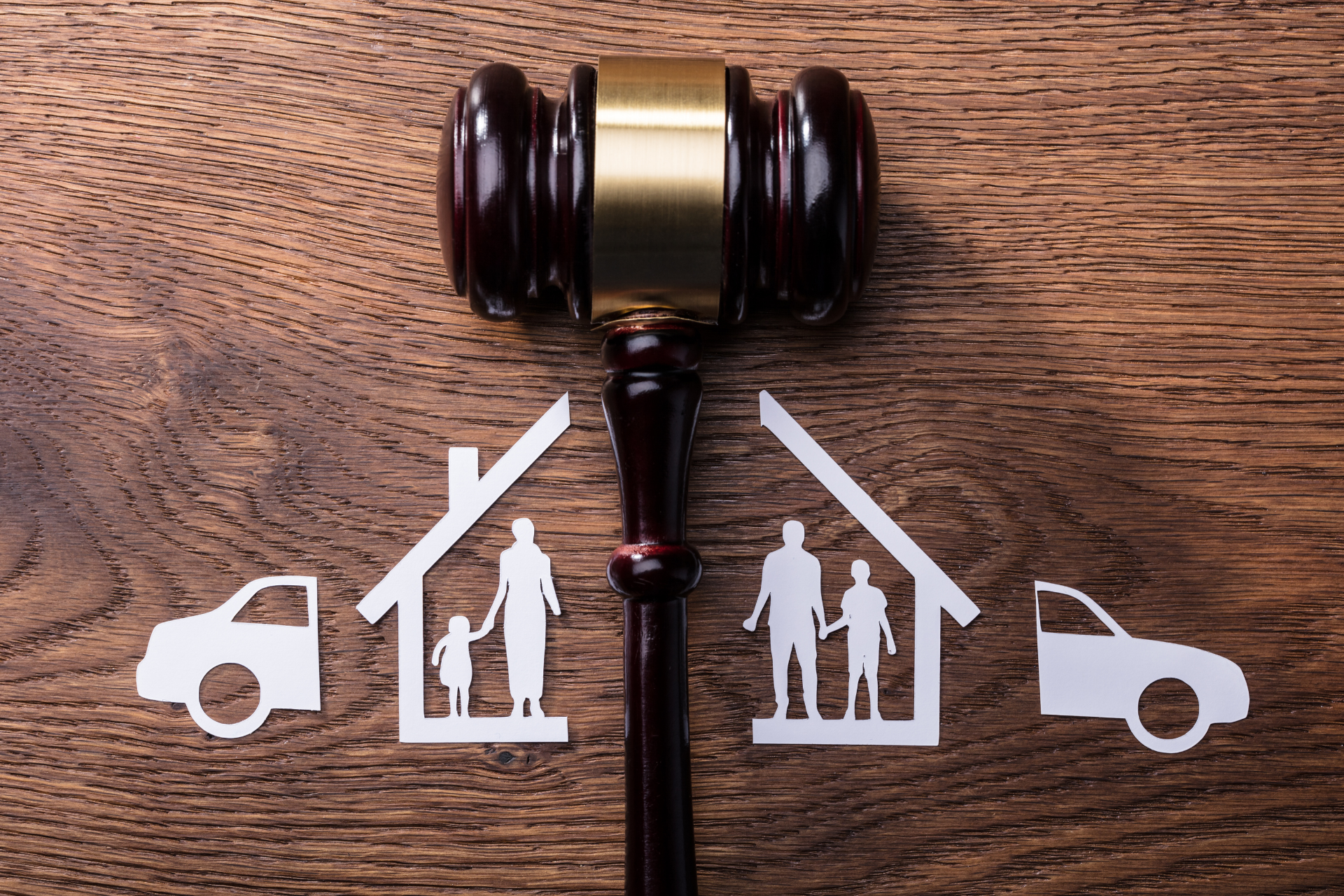Boşanma Kararı Tercümesi Nedir? Yurt Dışında Geçerli Olması İçin Gerekli mi?